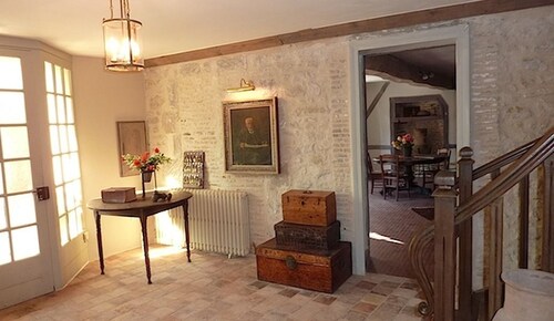 Le Logis Bed and Breakfast