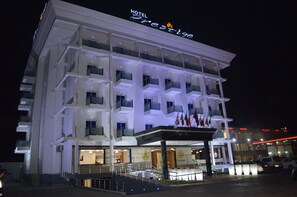 Front of property - evening/night - Prestige Hotel (Tetouan)