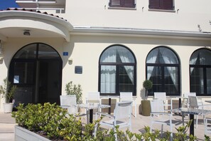 Entrada de la propiedad