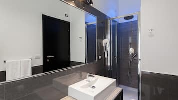 Shower, free toiletries, hair dryer, bathrobes