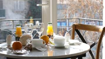 Petit déjeuner buffet compris tous les jours