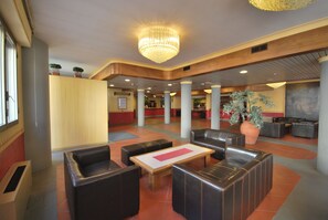 Lobby-Lounge