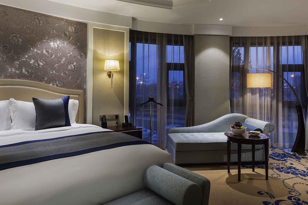 Ropa de cama de alta calidad y minibar