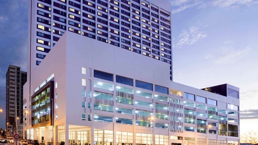 Pullman Miri Waterfront