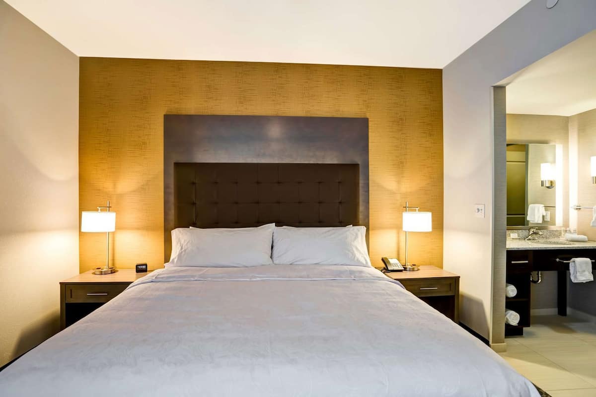 Soundproofing, iron/ironing board, free WiFi, bed sheets