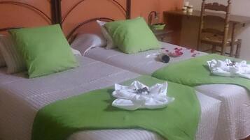 Cortines opaques, bressols, llits addicionals i wifi gratuïta