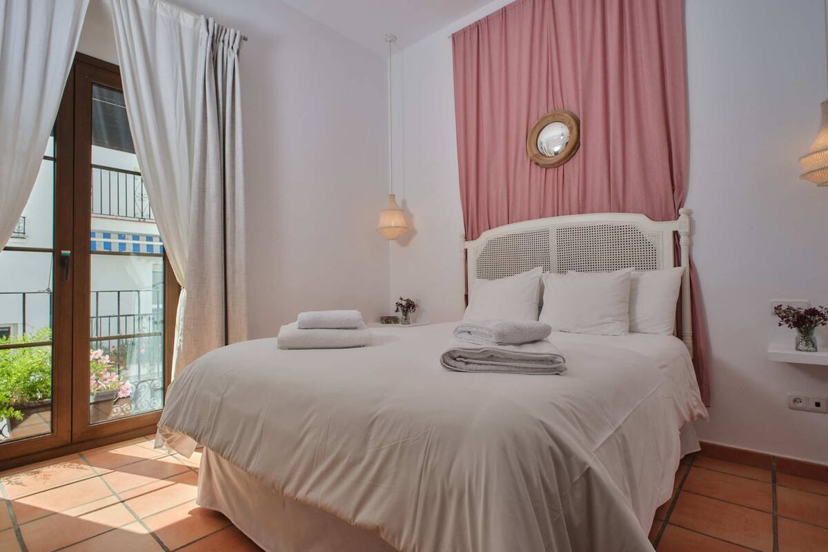 Suite, mit Bad (HABITACION 2) | Zimmerausstattung
