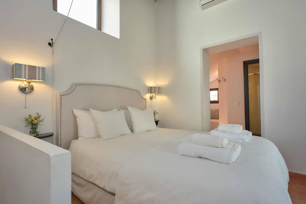 Superior-Doppelzimmer, mit Bad (HABITACION 6) | Zimmerausstattung