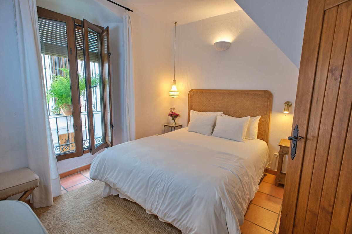 Standard-Doppelzimmer, mit Bad (HABITACION 4) | Zimmerausstattung