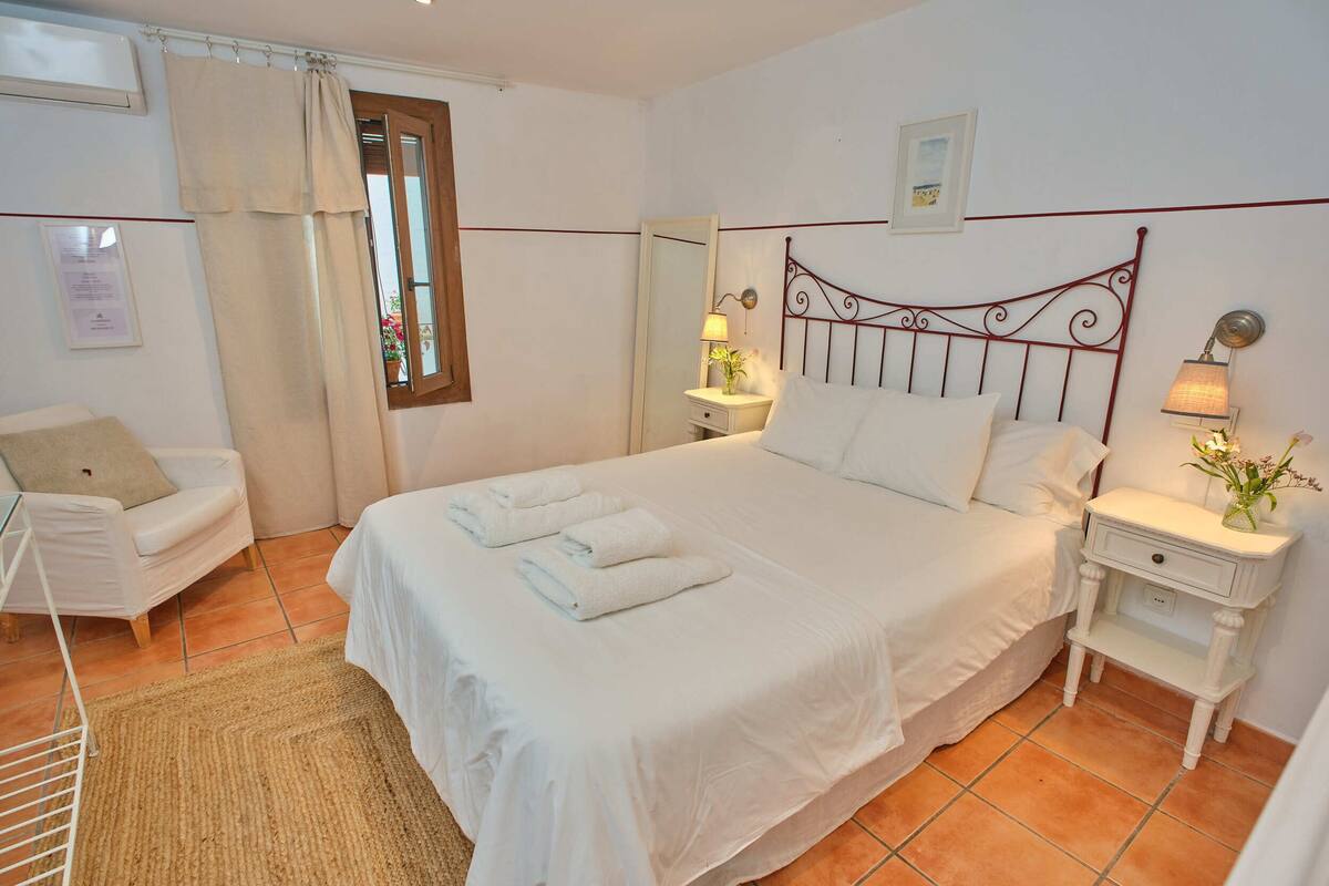 Standard-Einzelzimmer, mit Bad (HABITACION 7)