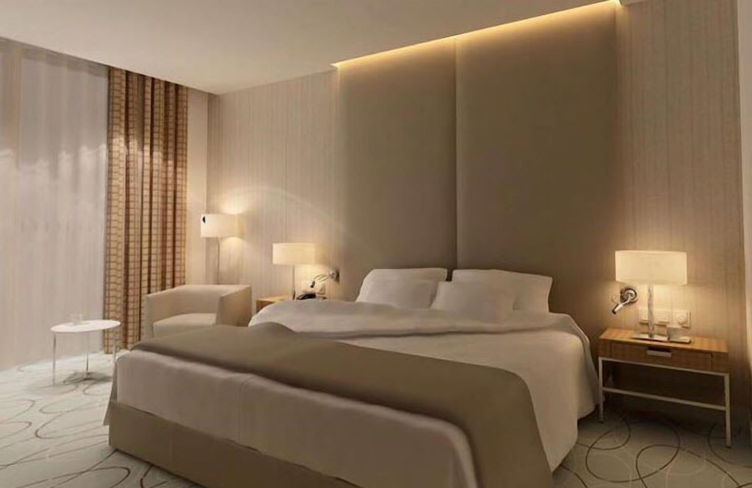 In-room safe, desk, free cots/infant beds, free rollaway beds