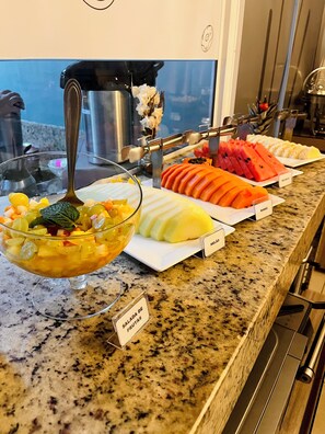 Free daily buffet breakfast