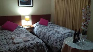 Chambre avec lits jumeaux | Wi-Fi gratuit