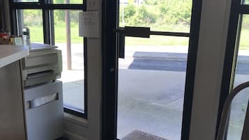Check-in/check-out kiosk