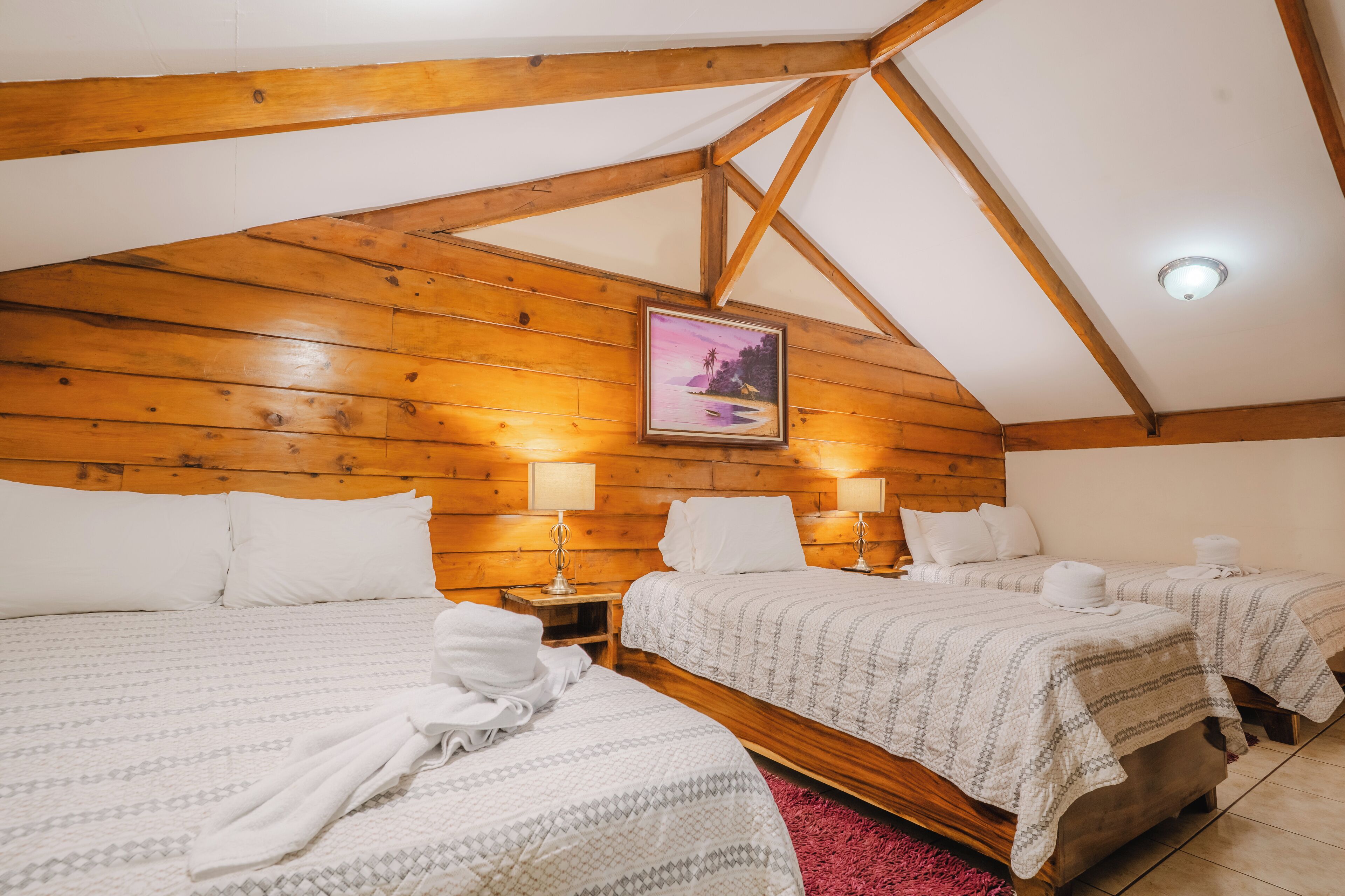 Chalé família, vista para a montanha | Quartos à prova de som, ferros/tábuas de passar roupa, Wi-Fi de cortesia