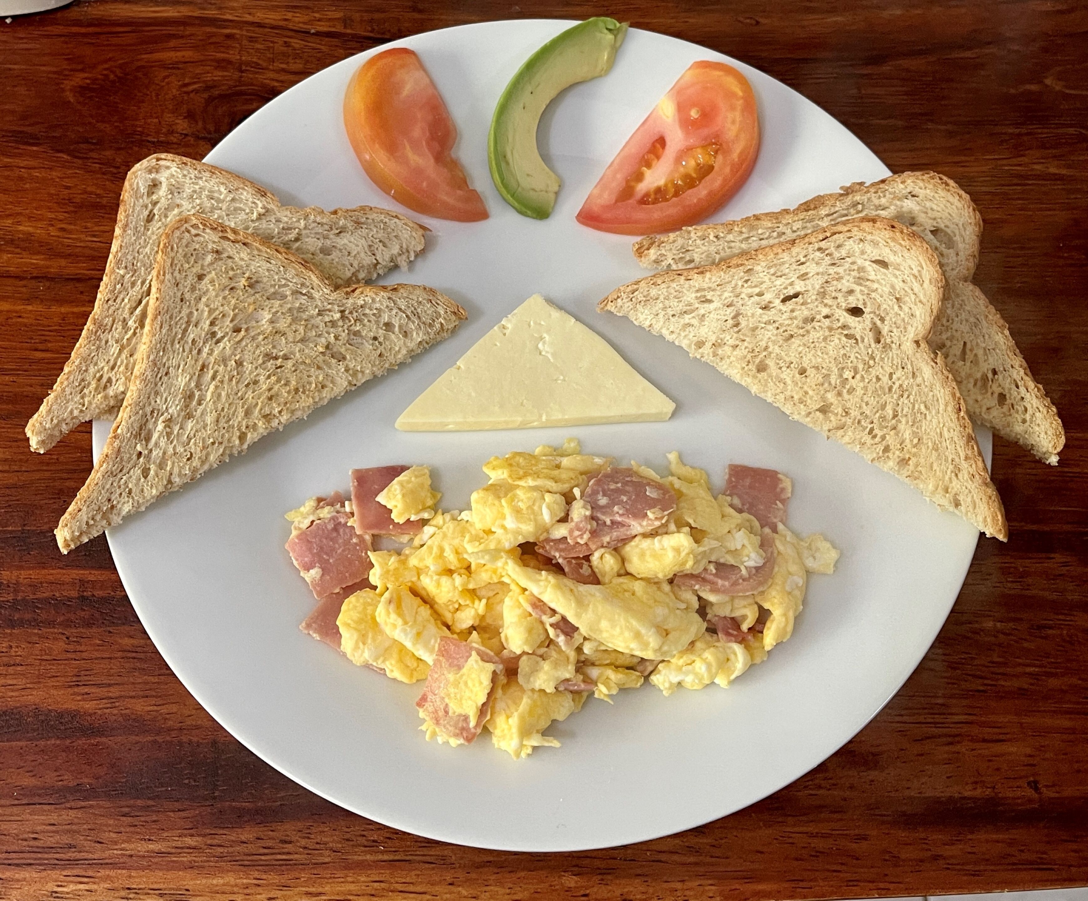 free daily cooked-to-order breakfast