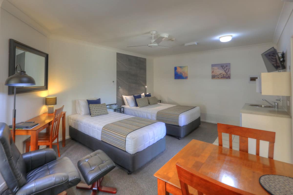 Deluxe Double or Twin Room, Balcony, Ground Floor