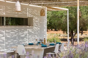 Villa, 4 habitaciones | Terraza o patio