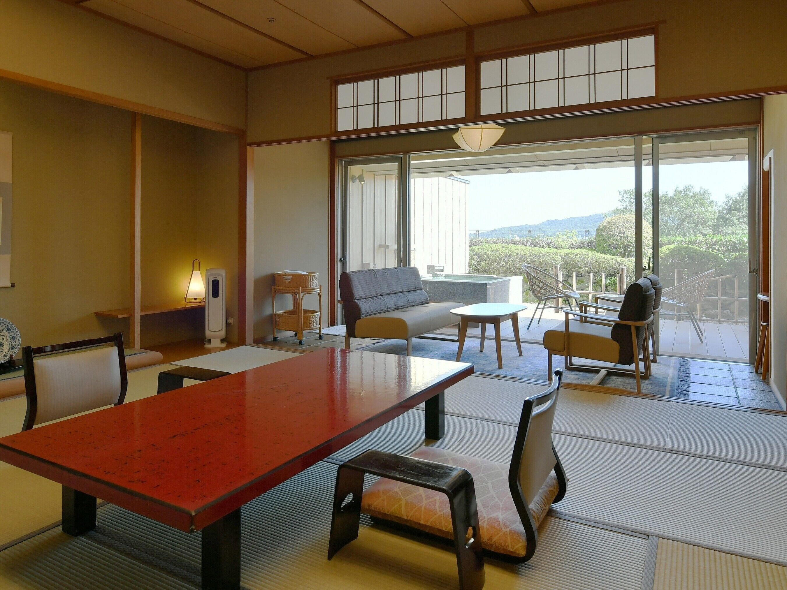 Premium-Zimmer, Mehrere Betten, Nichtraucher (Japanese, OpenairBath, Private dining) | Minibar, Zimmersafe, individuell dekoriert, individuell eingerichtet