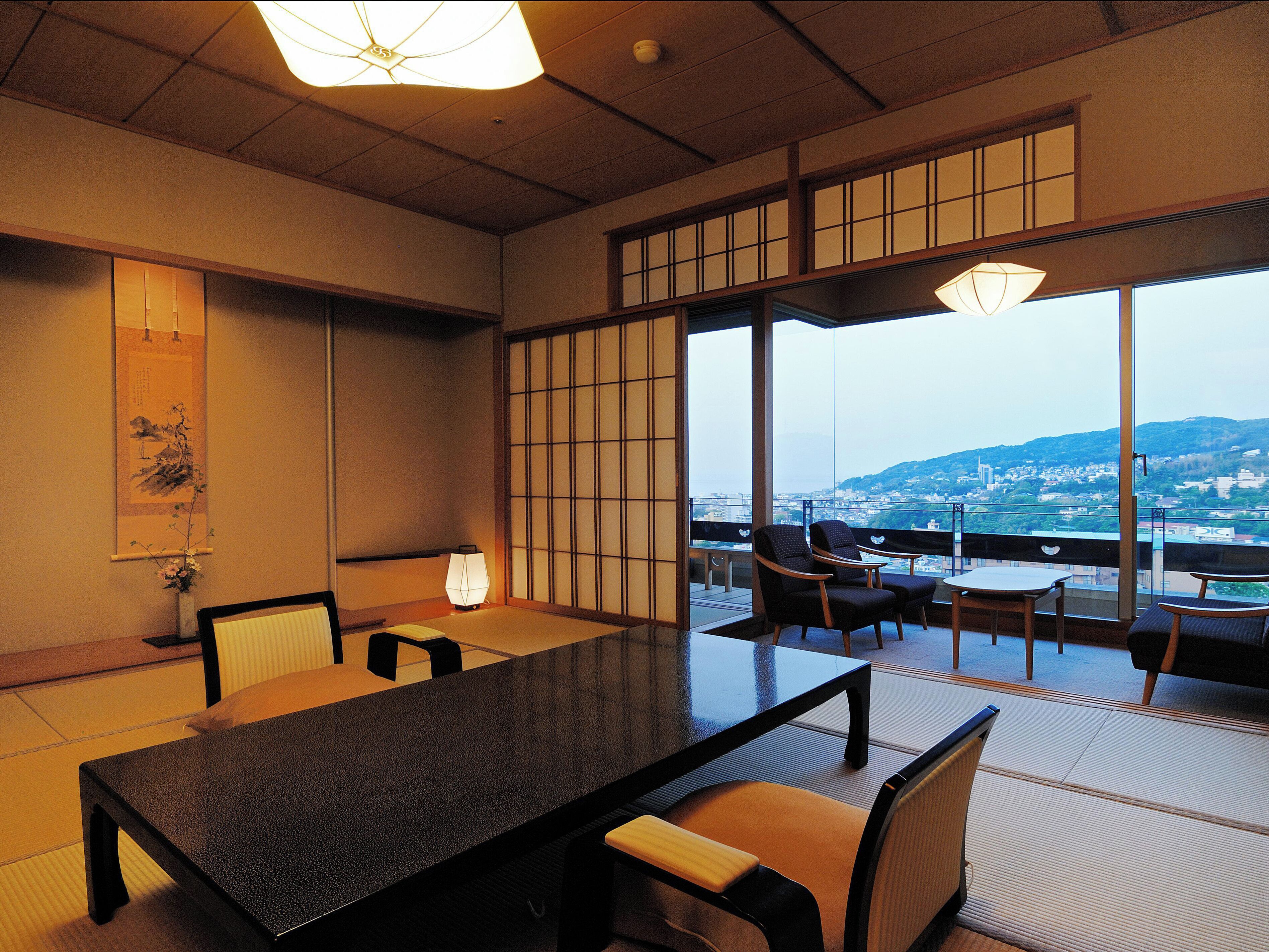 Minibar, in-room safe, individually decorated, individually furnished