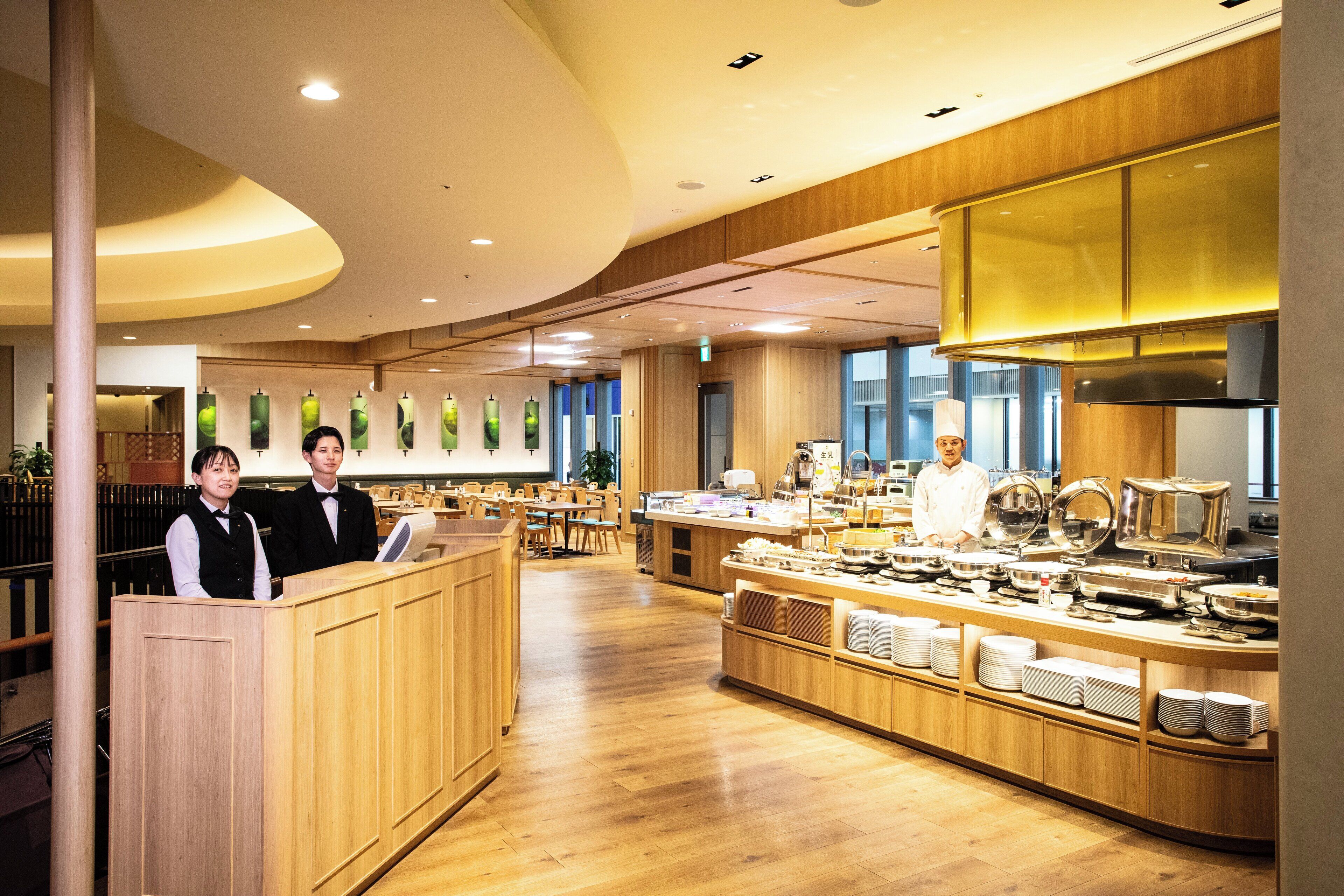 Bữa sáng buffet hàng ngày (2500 JPY/mỗi người) 