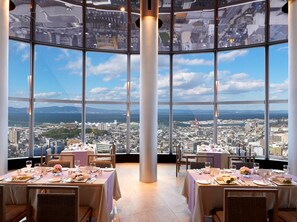 2 restaurants, breakfast, lunch, dinner served; Japanese cuisine