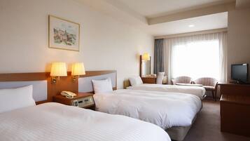 In-room safe, desk, soundproofing, iron/ironing board