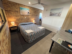 Double Room, First Floor | Desk, iron/ironing board, free WiFi, bed sheets - Golden Beach Motor Inn (Caloundra)