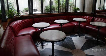 Adriatico Arms Hotel