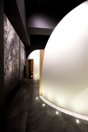 Sauna, steam room, body treatments, hydrotherapy, Thai massages