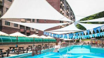 Alberca al aire libre