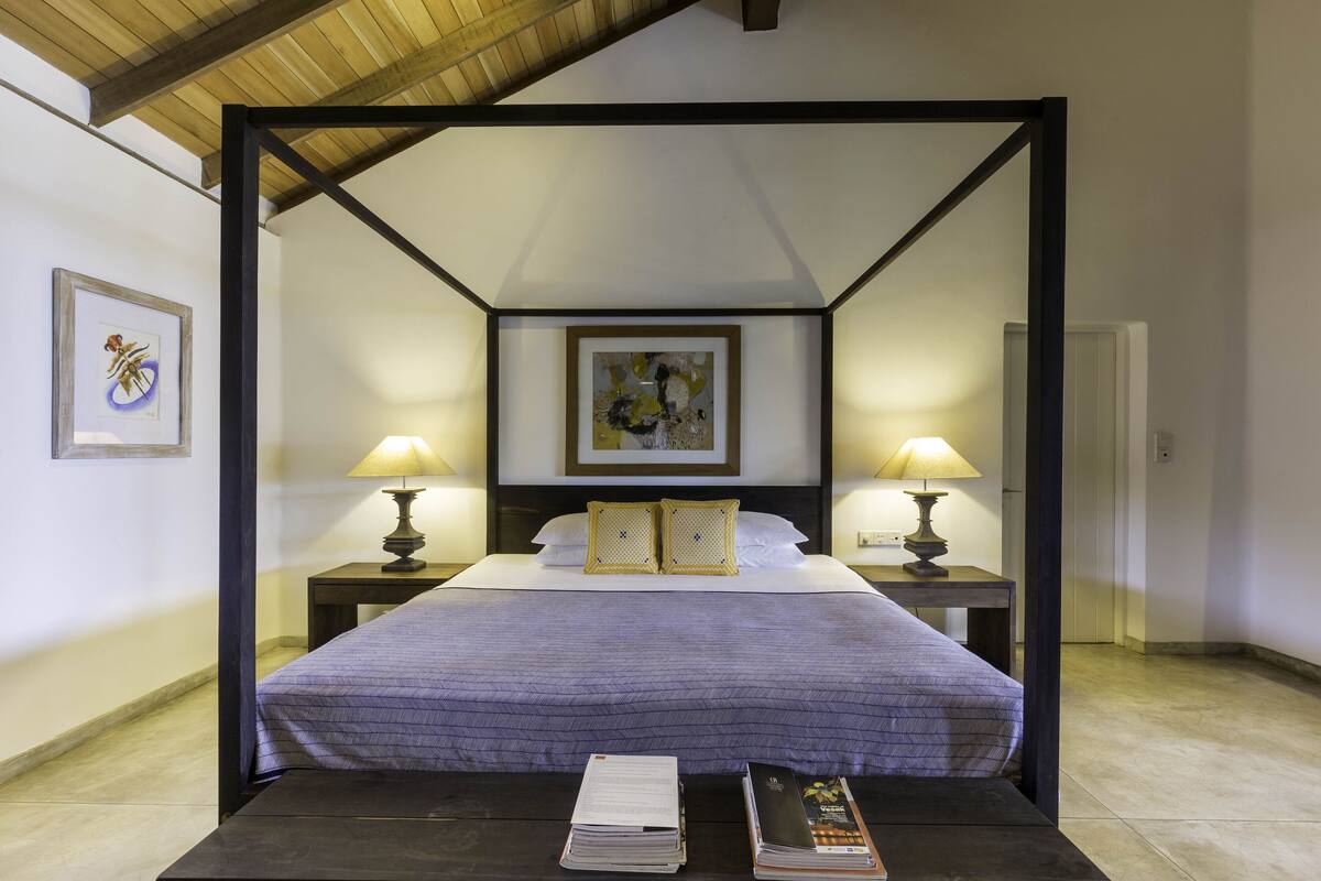 Saffron Room