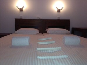 1 bedroom, Frette Italian sheets, premium bedding, pillow-top beds