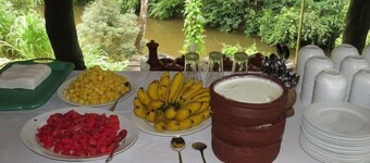 Sinharaja Birder's Lodge