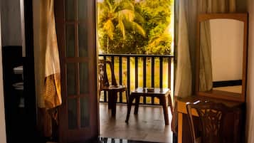 Deluxe Double Room, 4 Bedrooms, Smoking, Lagoon View | View from room