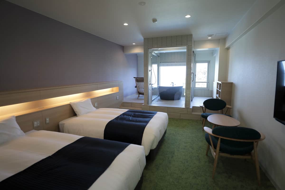 In-room safe, free WiFi, bed sheets