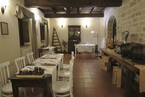 Food court - Convento di Acqua Premula (Sellano)