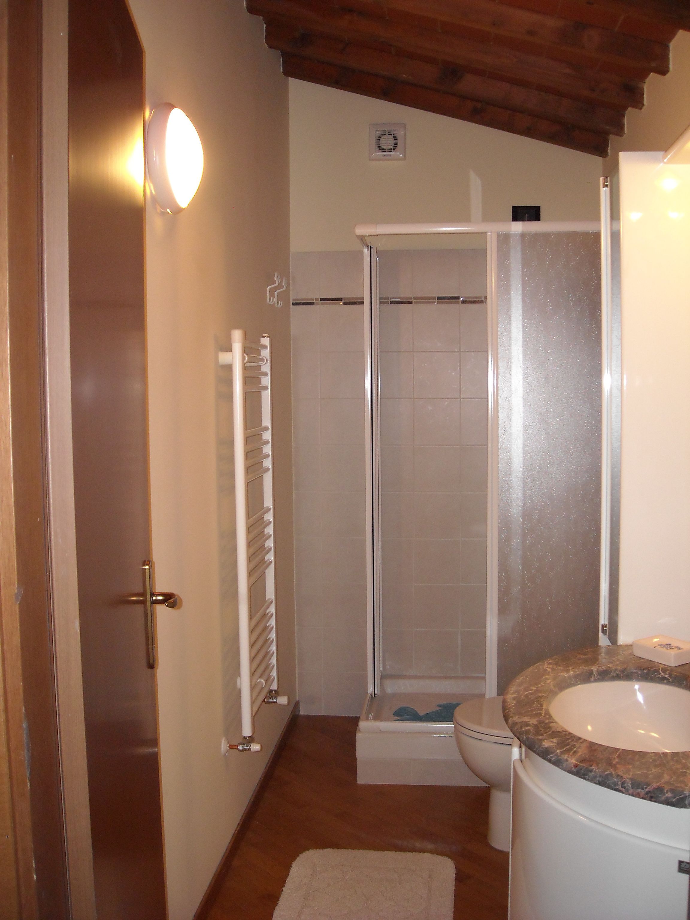 Deluxe Room | Bilik Mandi | Pancuran mandi, kelengkapan dandanan diri percuma, pengering rambut 