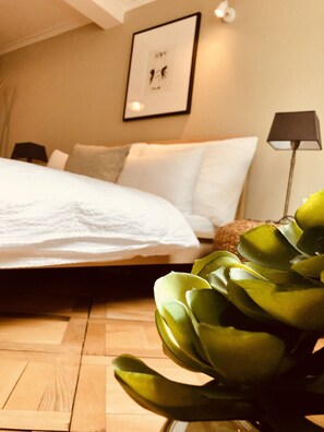 Appartement Ville, 1 grand lit | Coin séjour