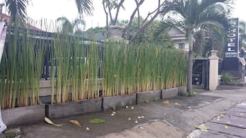 Bagian depan properti