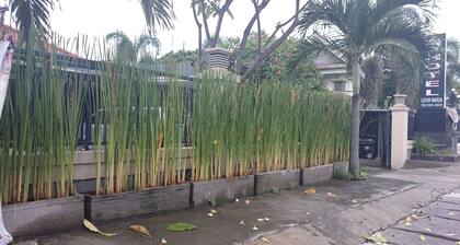 Hotel Catur Warga
