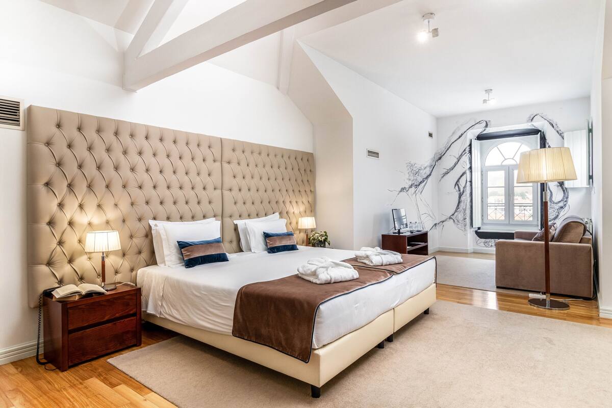 Standard Family Room | Hypo-allergenic bedding, individually decorated, individually furnished