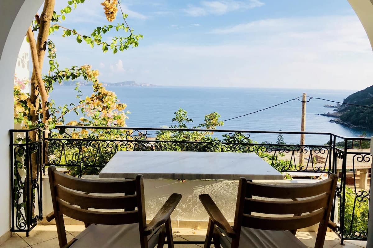 In-room safe, blackout curtains, iron/ironing board, free WiFi