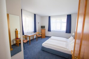 Comfort-Doppelzimmer | Minibar, Zimmersafe, Schreibtisch, Babybetten