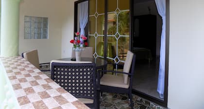 Green Palm Self Catering and Chalets