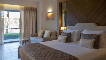 Deluxe Garden View Room | Premium bedding, minibar, in-room safe, desk