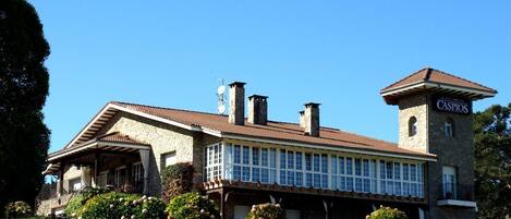 واجهة المنشأة