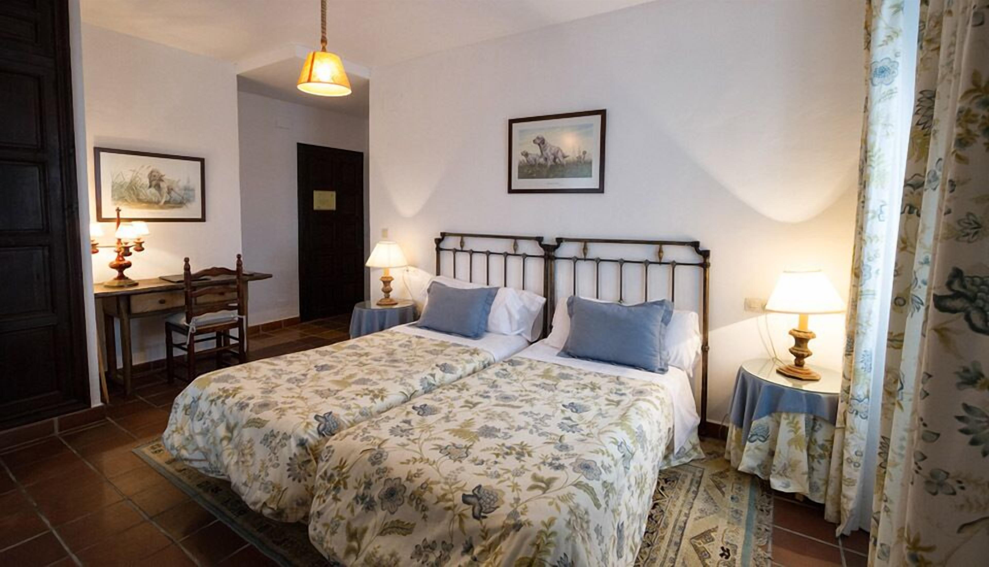 double room | in-room safe, individually decorated, free wifi, bed sheets