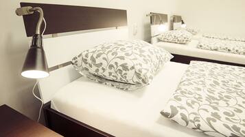 In-room safe, free WiFi, bed sheets