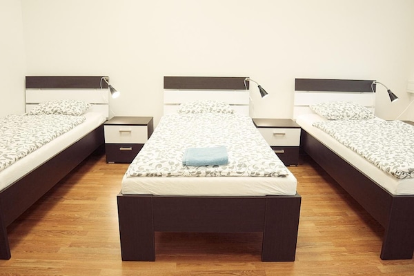 In-room safe, free WiFi, bed sheets